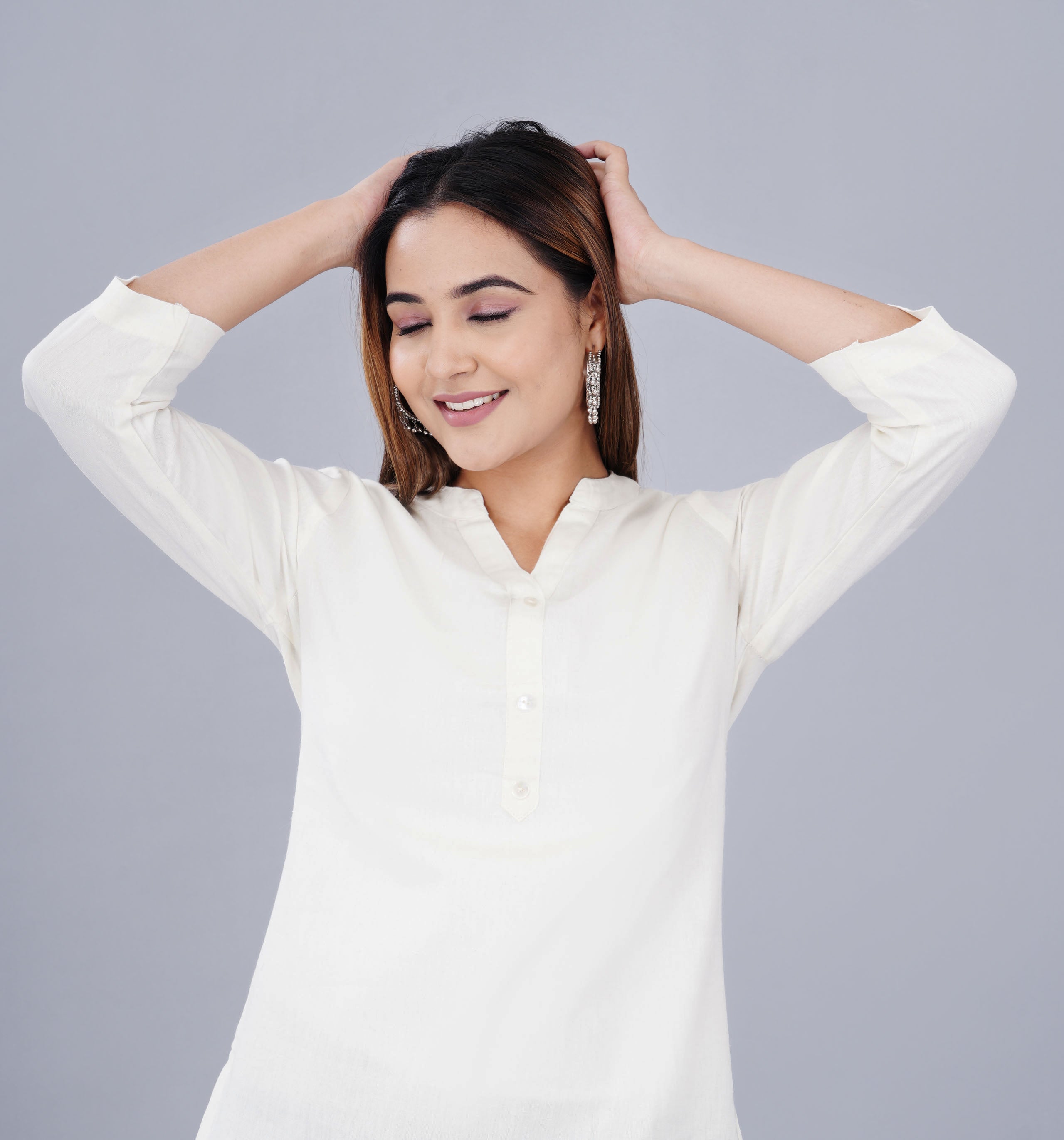 NATURAL WHITE LINEN SHORT KURTA - SKYTICK