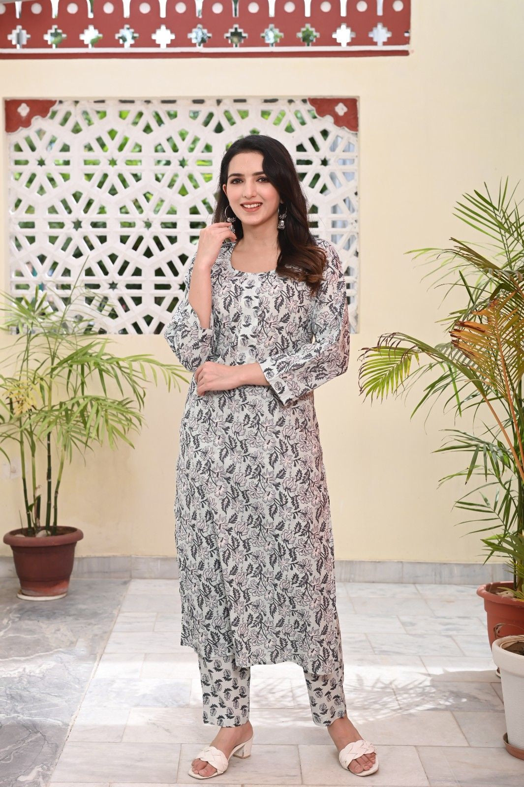 FLOWER PRINTED COTTON KURTA PANT SET - SKYTICK