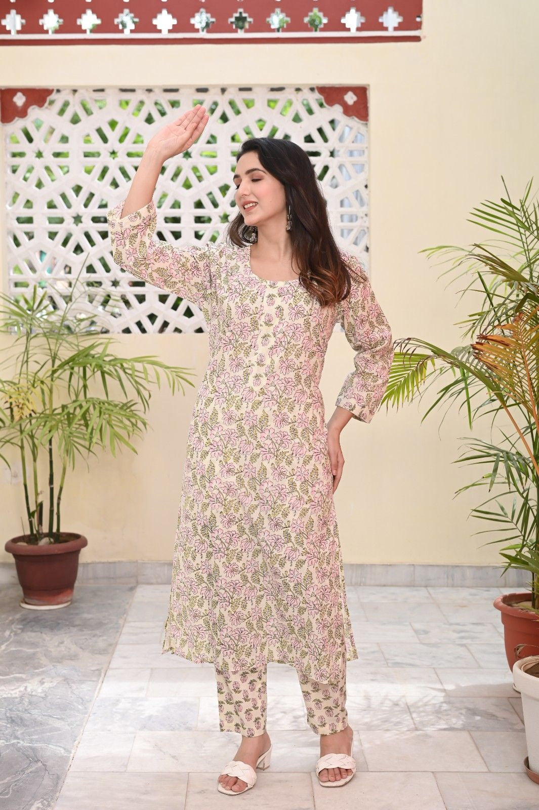 FLOWER PRINTED COTTON KURTA PANT SET - SKYTICK