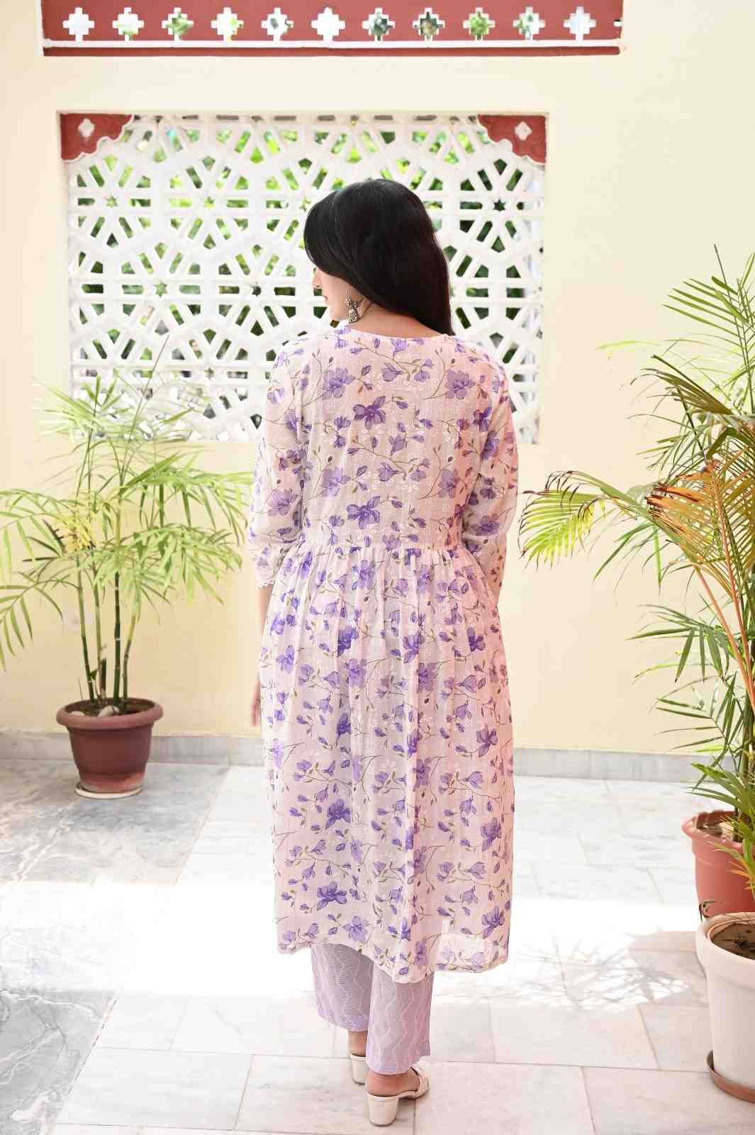 NYRA CUT FLORAL COTTON KURTA PANT SET - SKYTICK